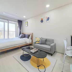 Centerpoint N 아파트